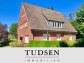 01Haus_Immowelt.jpg - Klassisches Rotklinkerhaus mit 230 m² Wohnfläche.