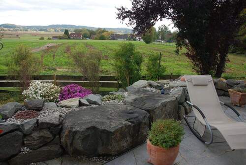 Blick von der Terrasse - Einfamilienhaus mit 219,70 m&sup2; in Kottgeisering zum Kaufen