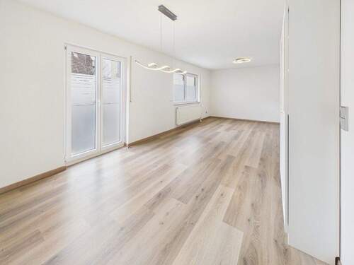 Essen/Wohnen - 4 Zimmer Etagenwohnung zum Kaufen in Villingen-Schwenningen