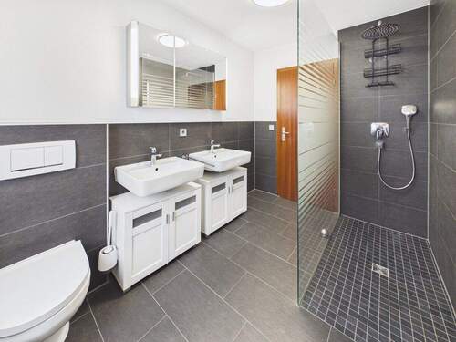 Großes Badezimmer - 