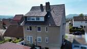 Ostansicht - 9 Zimmer Mehrfamilienhaus, Wohnhaus zum Kaufen in Ahnatal