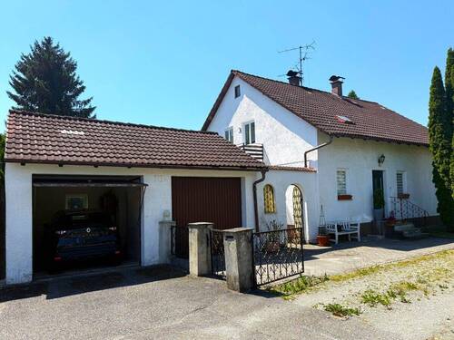 Außenansicht - Einfamilienhaus mit 129,00 m&sup2; in Massing zum Kaufen