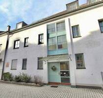 Zentrumsnahe 3-Zimmer-Dachgeschosswohnung mit Tiefgaragenstellplatz! - Rosenheim Ost