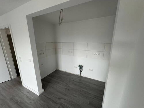 9. Platz für Einbauküche 1 - 
