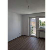 Erstbezug nach Sanierung: 2-Zi-Wohnung mit Balkon *provisionsfrei* Preisreduzierung! - Töging