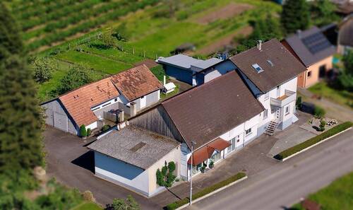 Übersicht - 7 Zimmer Mehrfamilienhaus, Wohnhaus zum Kaufen in Bühl