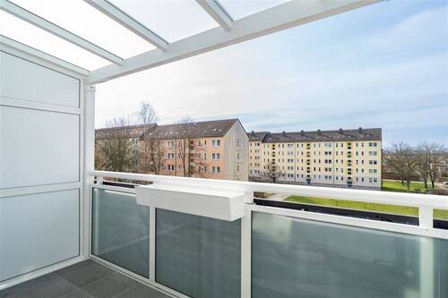 Balkon - Etagenwohnung mit 50,10 m² in Chemnitz zur Miete