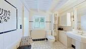 Badezimmer mit Dusche EG - 