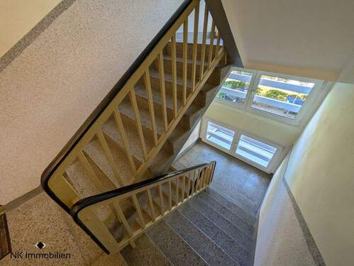 Treppenhaus - 2 Zimmer Etagenwohnung in Limbach-Oberfrohna