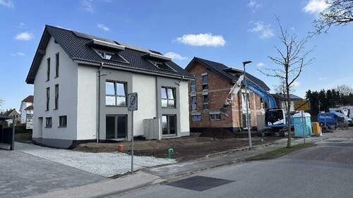 Baustelle am 23.03.2026 - 6 Zimmer Doppelhaushälfte zum Kaufen in Schlangen