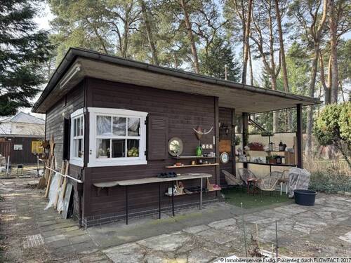  überdachter Außensitz und Terrasse - 