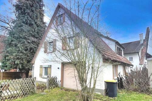 Vorderansicht - 4 Zimmer Einfamilienhaus zum Kaufen in Aldingen