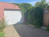 Garage, Eingang zum Hof - 
