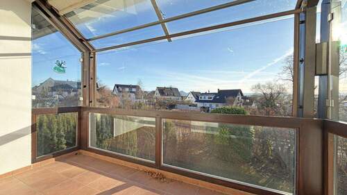 Balkon - 9 Zimmer Mehrfamilienhaus, Wohnhaus zum Kaufen in Pliezhausen