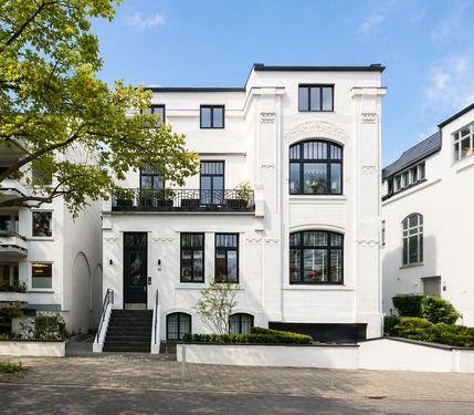 Straßenansicht Leinpfad - 5 Zimmer Etagenwohnung in Hamburg
