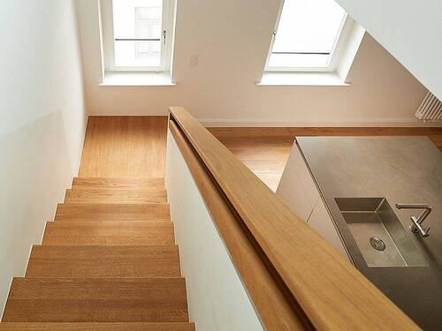Treppe ins Staffelgeschoss - 