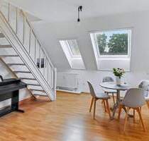 Eleganz auf zwei Etagen - Ihre besondere Dachgeschoss-Wohnung - Hamburg Marienthal