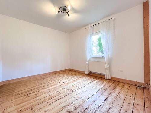 Ankleidezimmer/Büro - Doppelhaushälfte mit 109,00 m² in Borod zur Miete