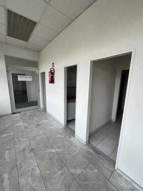 Flur - Büro zur Miete in Erkrath