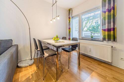 Wohnen - 2 Zimmer Etagenwohnung zur Miete in Frankfurt am Main