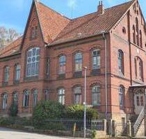 Verkaufsangebot für ein historisches Hofgut, ca. 450 m² Wohnfläche, 4 WE zzgl. Stallungen, eigenes Grundstück von ca. 2.938 m² in 31167 Schlewecke - Bockenem