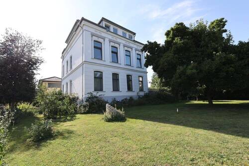 Hausfront - Grundstück in Bochum