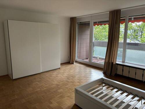Zimmer 4 - 