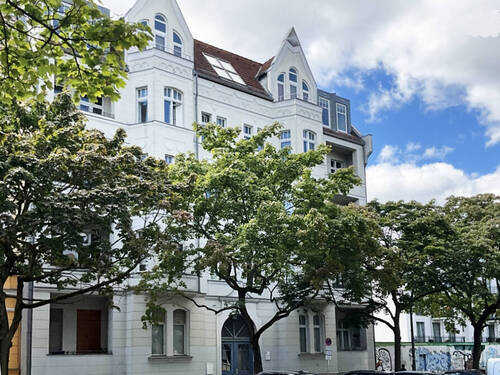 Hausansicht - 3 Zimmer Etagenwohnung in Berlin