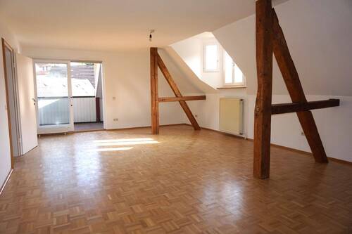 Wohnzimmer - 2 Zimmer Etagenwohnung in Schramberg