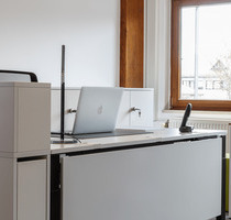 Moderne Büroräume in Oberhaching - 4 Arbeitsplätze, flexible Konditionen