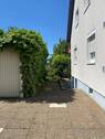 Durchgang zum Garten - 4 Zimmer Doppelhaushälfte zum Kaufen in Bretten
