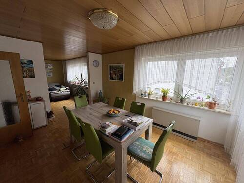 Esszimmer - 9 Zimmer Einfamilienhaus zum Kaufen in Albstadt