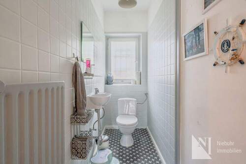 Modernes Gäste-WC - 