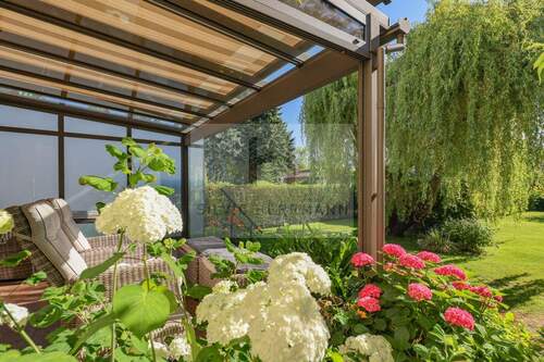 hochwertiger Sommergarten - 