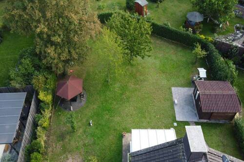 Garten - 6 Zimmer Einfamilienhaus zum Kaufen in Moers