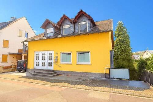 Außenansicht - Mehrfamilienhaus, Wohnhaus mit 310,00 m&sup2; in Brechen zum Kaufen