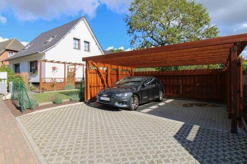 Carport - 4 Zimmer Einfamilienhaus zum Kaufen in Putbus