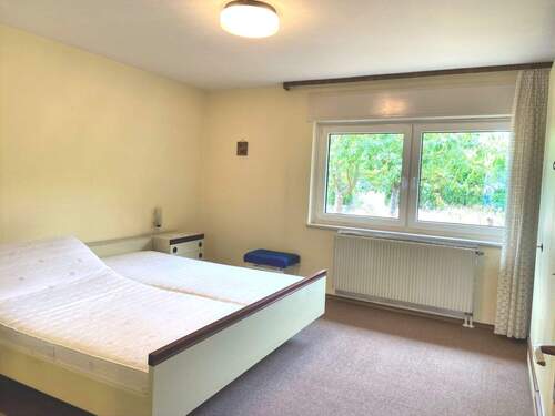 Schlafzimmer im EG - 