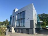 Hausansicht - Attraktive Gewerbeimmobilie 998m² zur Miete - vielseitig nutzbar Ab. 01.09.2026 frei in Maulbronn.