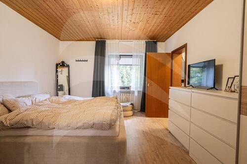 Wohnung Nr. 5 - Mehrfamilienhaus, Wohnhaus mit 423,00 m&sup2; in Neureichenau zum Kaufen