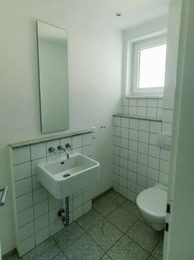 Gäste-WC EG - 