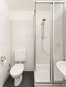 Separate Dusche / WC - 