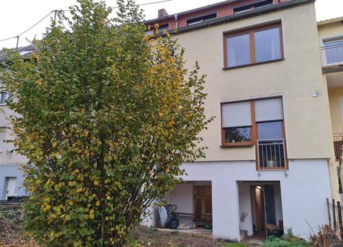 Bild 3 - 8 Zimmer Mehrfamilienhaus, Wohnhaus in Völklingen