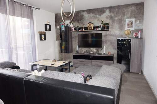 Wohnzimmer - Einfamilienhaus mit 134,90 m² in Schramberg zur Miete