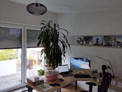 Arbeits- / Schlafzimmer - 