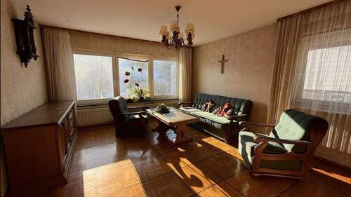 1. OG (Wohnzimmer) - 