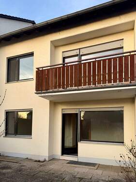 Haus Südblick - 5 Zimmer Mehrfamilienhaus, Wohnhaus in Fulda