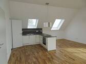 Koch- + Essbereich mit EBK - 