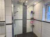 Bodentiefe Dusche - 