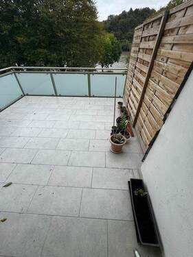 21 OG großer Balkon - 